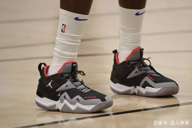 慢镜头：国米关注博洛尼亚前锋卡斯特罗