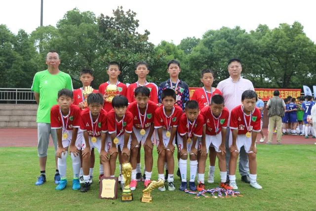 排超女排A级上海2-3负江苏 天津完胜北京两战皆捷