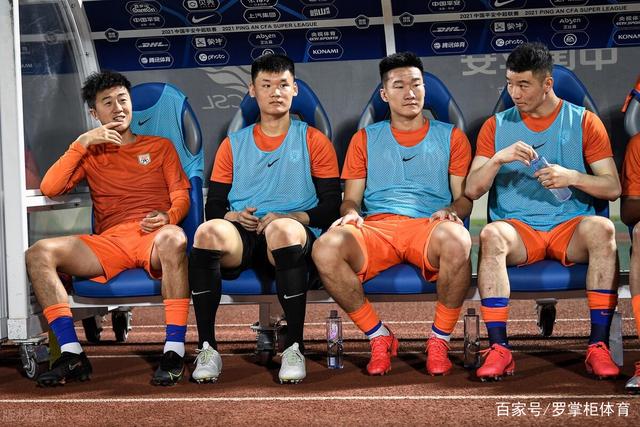 杨鸣：这些年我们经历足够多 今晚玩儿命打好
